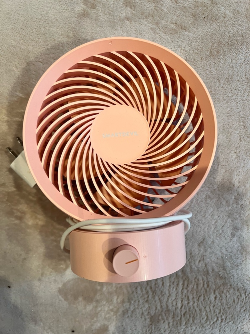 Compact Pink USB Desk Fan with Adjustable Speed Control